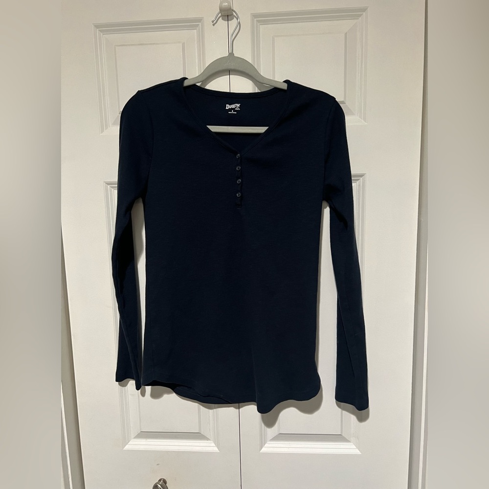 NWOT Duluth navy long sleeve